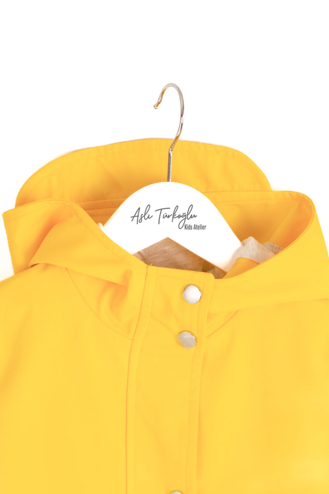 Çocuk Sarı Yağmurluk – Su Geçirmez Kapüşonlu Mont (2–10 Yaş)