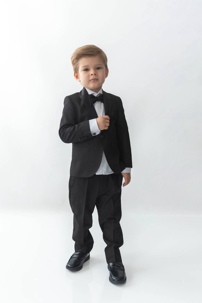 Çocuk Siyah Smokin Takım Elbise (1–14 Yaş) – Ceket Pantolon Gömlek Papyon