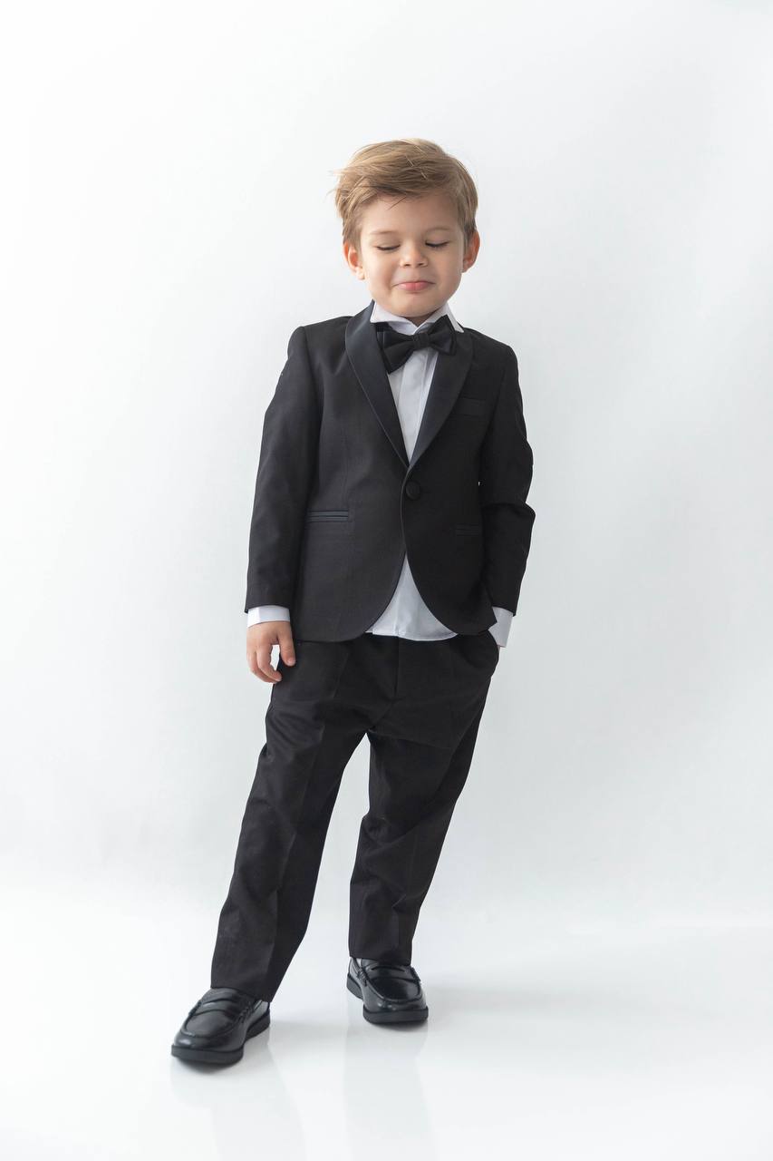 Çocuk Siyah Smokin Takım Elbise (1–14 Yaş) – Ceket Pantolon Gömlek Papyon