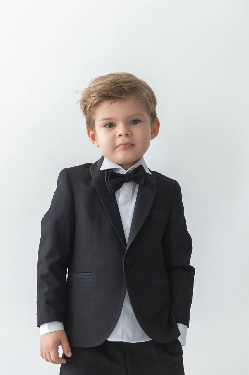 Çocuk Siyah Smokin Takım Elbise (1–14 Yaş) – Ceket Pantolon Gömlek Papyon