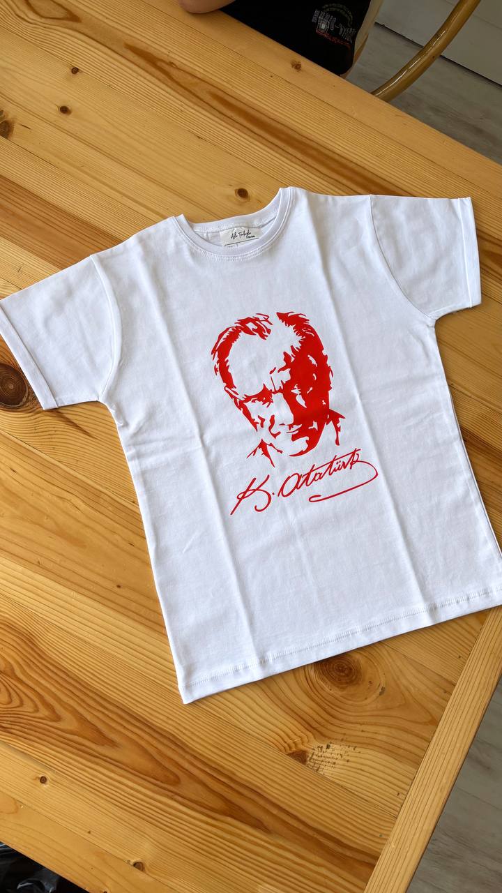 Çocuk Unisex Kırmızı Atatürk Baskılı Tişört